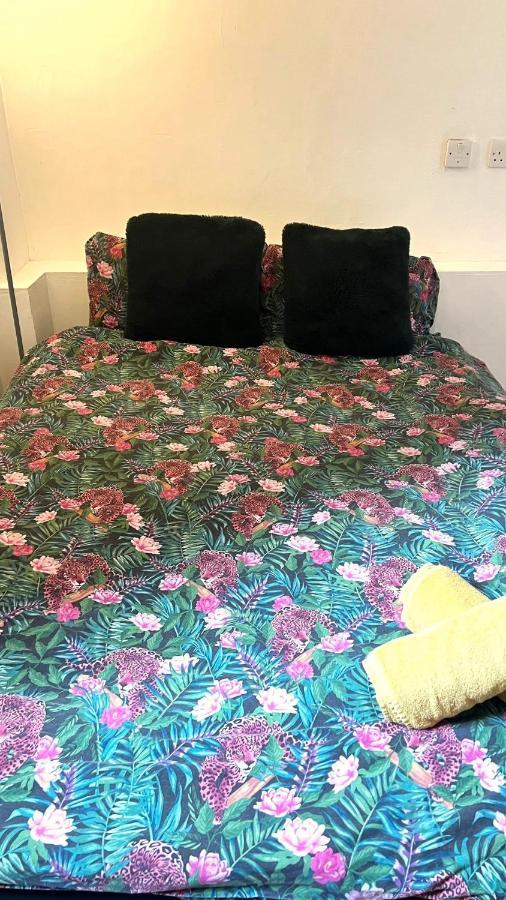 Aldgate Rooms Лондон Экстерьер фото