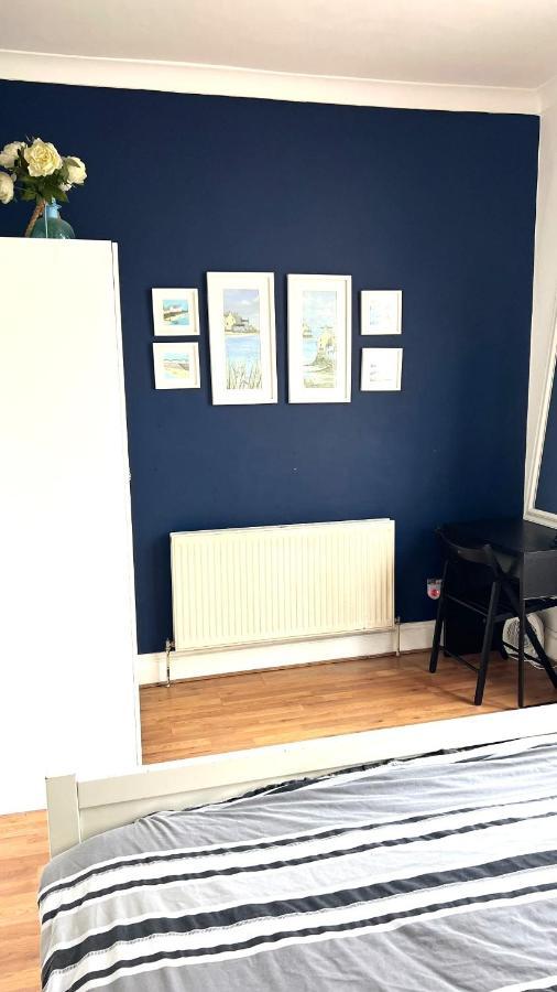 Aldgate Rooms Лондон Экстерьер фото