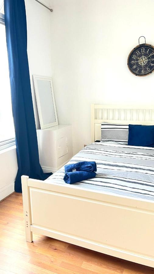 Aldgate Rooms Лондон Экстерьер фото