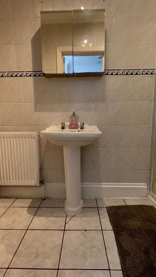 Aldgate Rooms Лондон Экстерьер фото