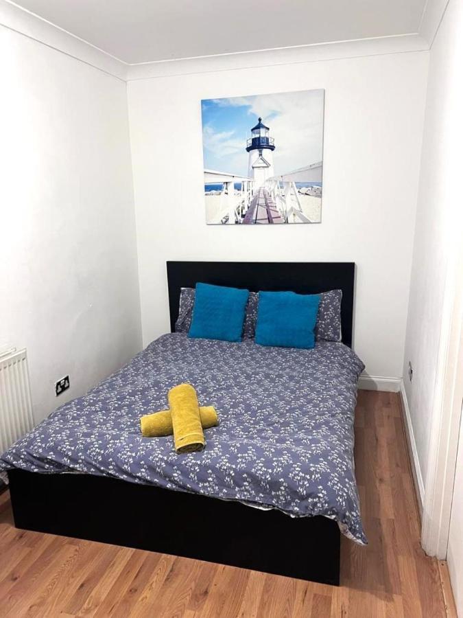 Aldgate Rooms Лондон Экстерьер фото
