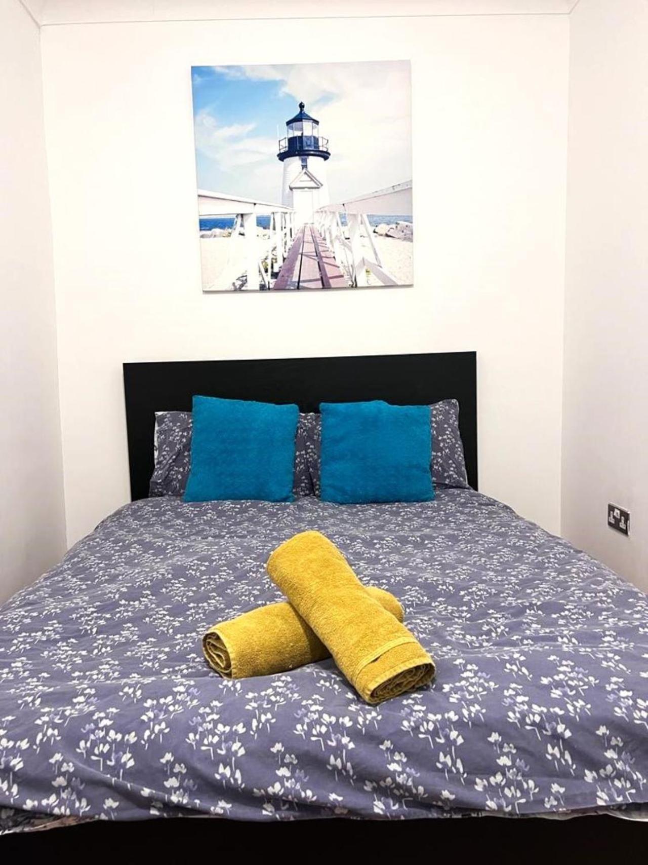 Aldgate Rooms Лондон Экстерьер фото